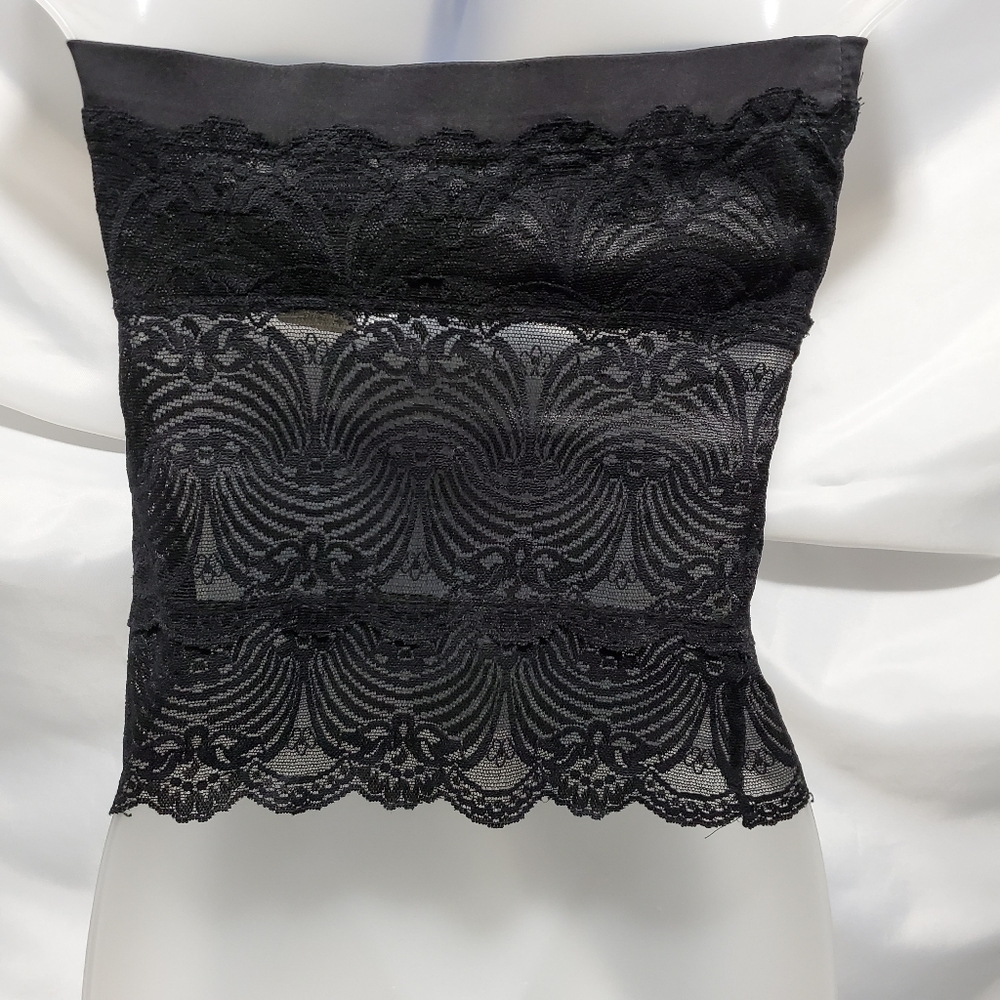 EUC BEBE BLACK CROP/TUBE TOP W/LACE SIZE MEDIUM - Picture 5 of 6